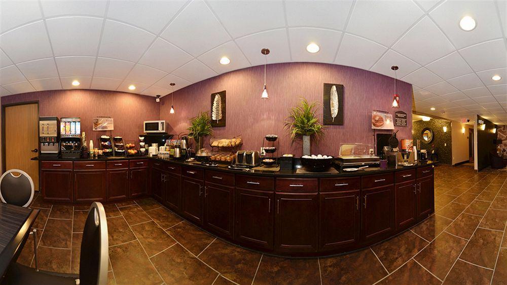 Best Western Plover-Stevens Point Hotel & Conference Center Екстериор снимка