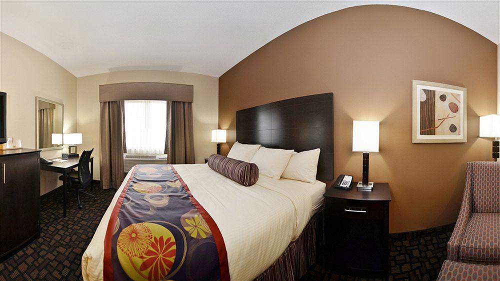 Best Western Plover-Stevens Point Hotel & Conference Center Екстериор снимка